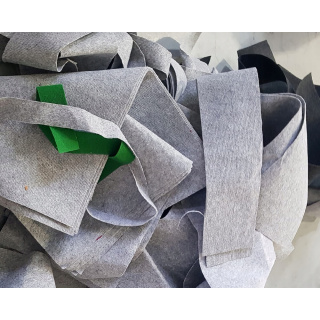 Výrobní odpad různé kusy na ochranu izolace